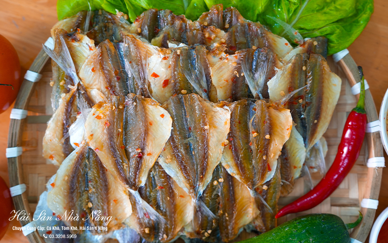 Khô cá chỉ vàng tại Hải Sản Nhà Nắng